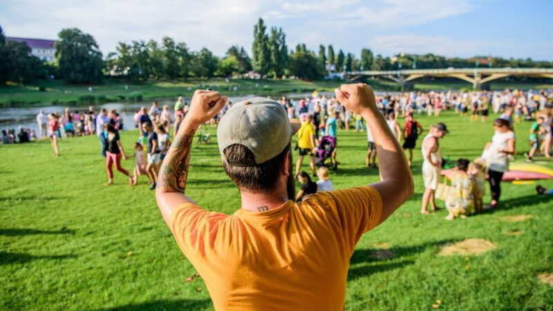 Wisła w Grudziądzu znów tętni życiem! Festiwal łodzi i imprez przyciągnął tłumy nad brzeg rzeki (Zdjęcia)