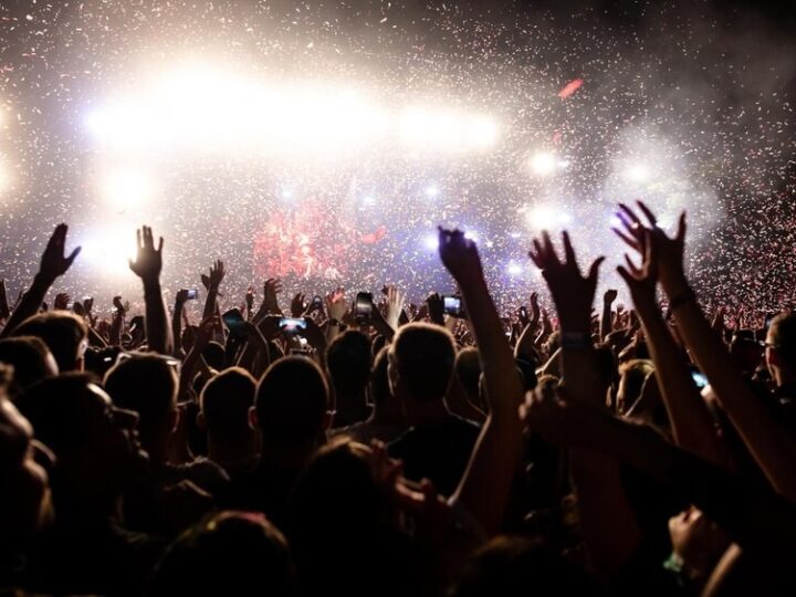 Muzyczna podróż w czasie: Anna Jantar ożywa w Łasinie podczas „Jesiennych Inspiracji”