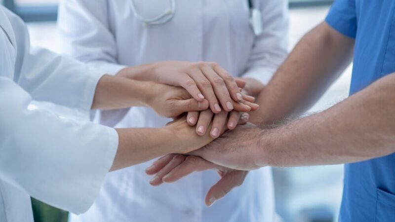 Rak piersi – najgroźniejszy wróg kobiet! Czas na profilaktykę!