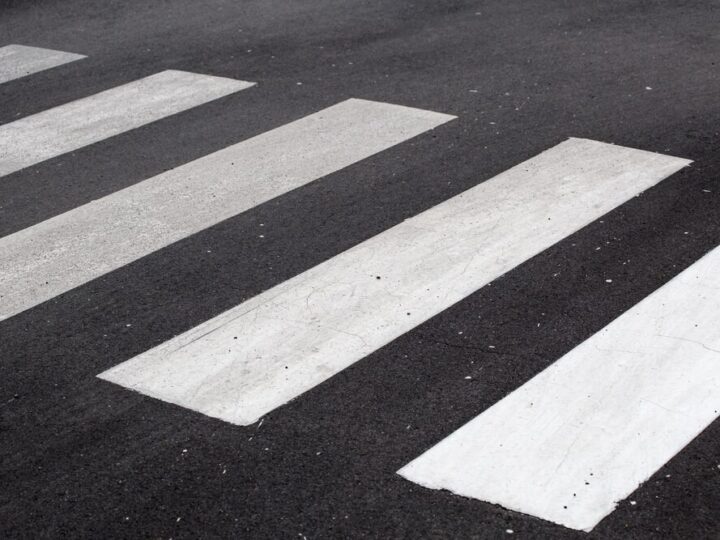 Policja w akcji: Ochrona pieszych i rowerzystów na drogach