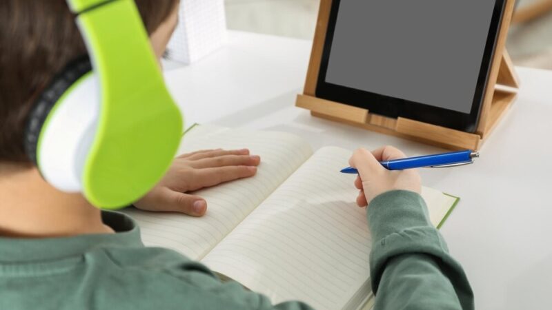 Nowoczesne urządzenia multimedialne dla uczniów „Jagiellończyka” w Łasinie