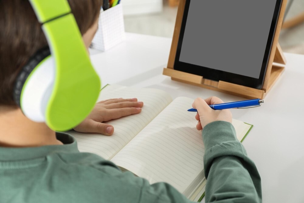 Nowoczesne urządzenia multimedialne dla uczniów „Jagiellończyka” w Łasinie