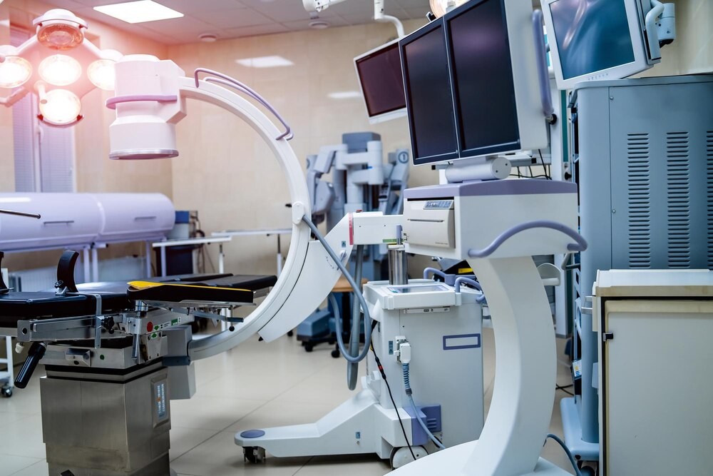 Edukacja o bezpieczeństwie zimowym: Straż Miejska w Grudziądzu uczy dzieci na półkoloniach