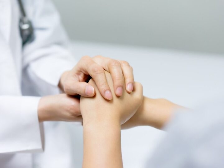 Całodobowa apteka przy szpitalu – leki zawsze pod ręką!