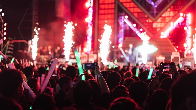 Julia Żugaj na jarmarkowej scenie – koncert pełen emocji!