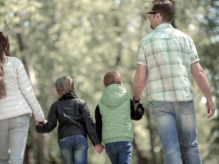 Wsparcie dla rodzin zastępczych: Spotkanie w Centrum Edukacji Ekologicznej