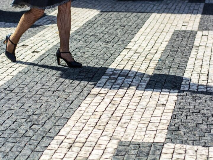 Policjanci uratowali dziecko przed niebezpieczeństwem jeszcze przed rozpoczęciem służby