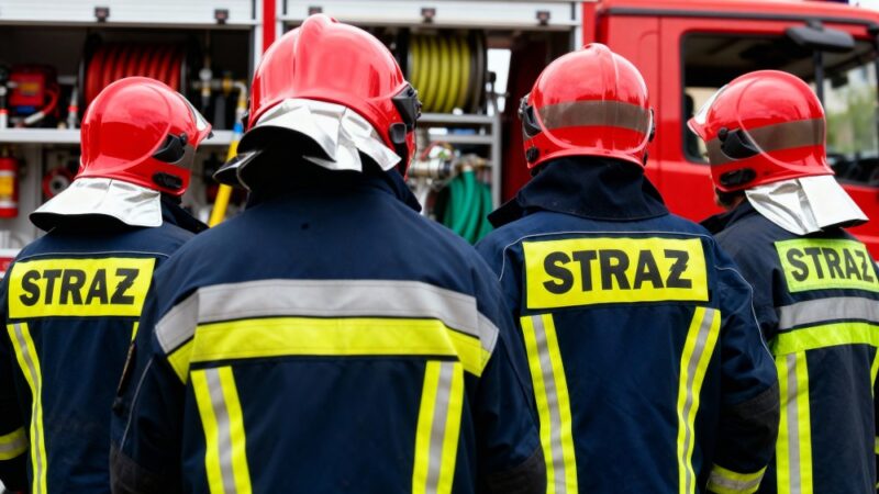 Nowy samochód dla OSP Bursztynowo – gmina stawia na bezpieczeństwo mieszkańców